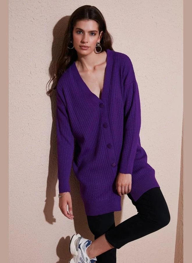 ليلا كارديجان نسائي طويل محبوك بياقة على شكل حرف  وأزرار