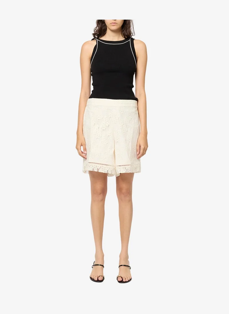 فرنش كونكشن Women's Porcelain Cream Zoe Lace Shorts