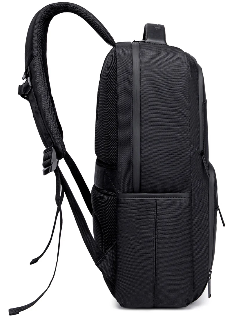 ARCTIC HUNTER Durable Casual Daypack Water Resistant 23 L Computer Bag with Luggage Carry Strap Built in USB port and Anti-Theft pockets for Men and Women B00113C Black