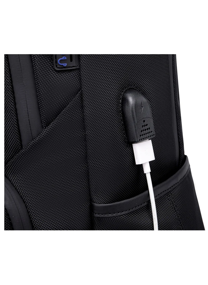 ARCTIC HUNTER Durable Casual Daypack Water Resistant 23 L Computer Bag with Luggage Carry Strap Built in USB port and Anti-Theft pockets for Men and Women B00113C Black
