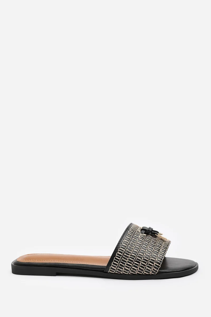 Where's That From Frankii Strap Sandal With Front Straw Strap Lock Detail In Black