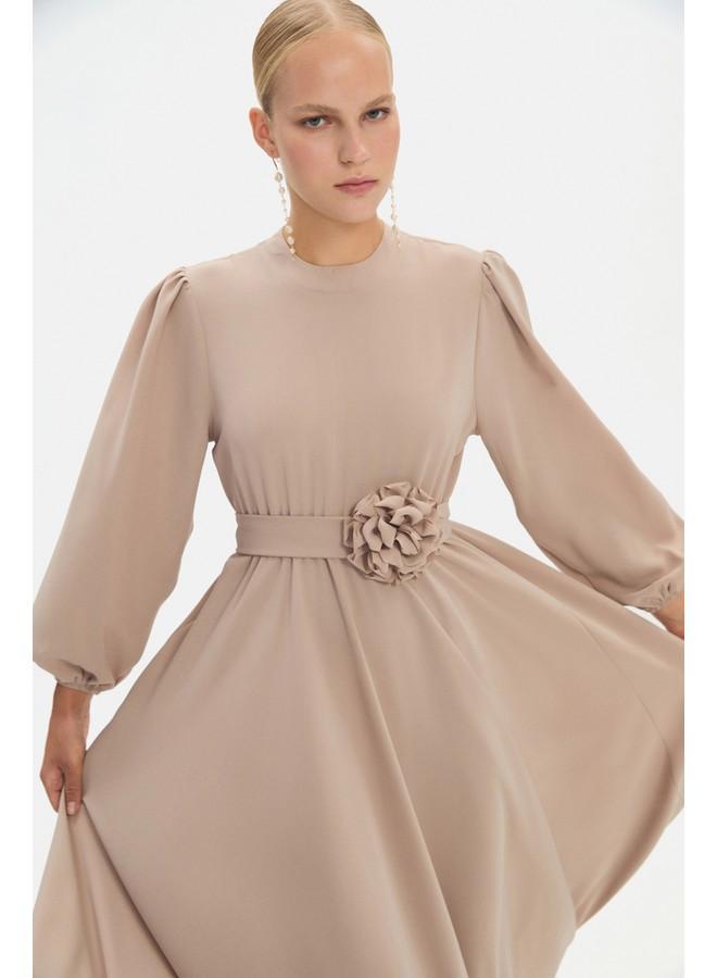 جون عباية نسائية بتفاصيل حجرية بلون بيج فضفاضة - Image 4