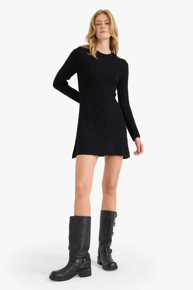 ديفاكتو Crew Neck Ribbed Long Sleeve Mini Dress
