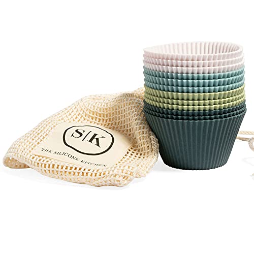 The Silicone Kitchen كوب الخبز السيليكوني القابل لإعادة الاستخدام من سيليكون كيتشن، غير سام، خالي من BPA، آمن في غسالة الصحون، حجم كبير، 12 قطعة، أبيض أزرق أخضر - Image 2