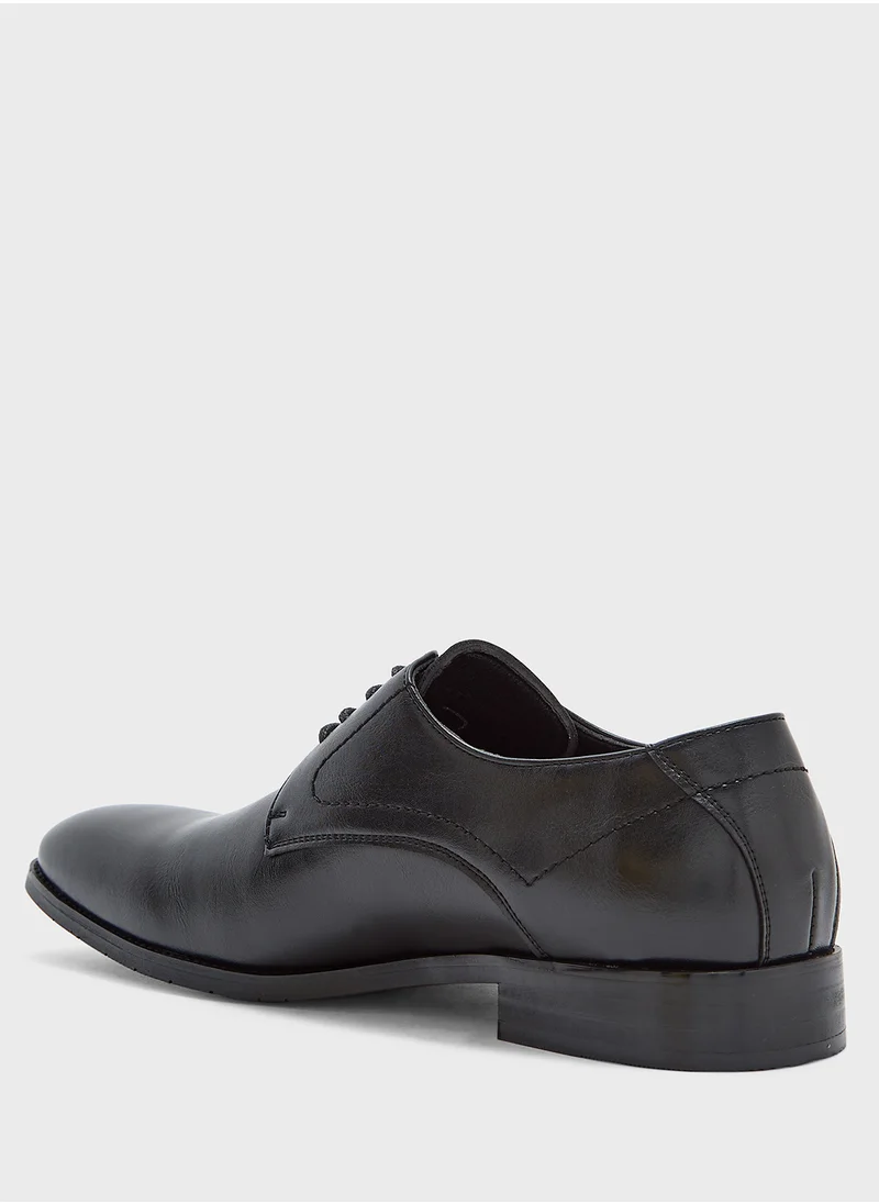 Robert Wood Essential Formal Lace Up