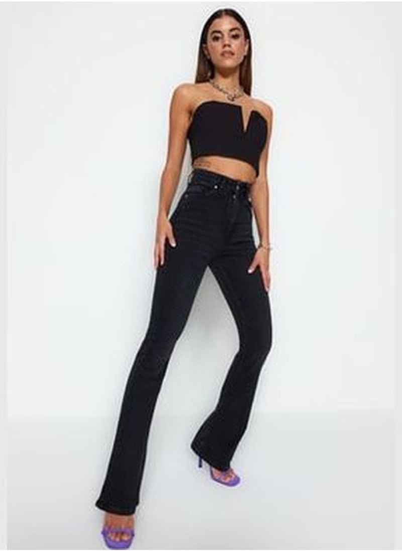 trendyol Black High Waist Flare Jeans TWOSS23JE00063  - Image 2