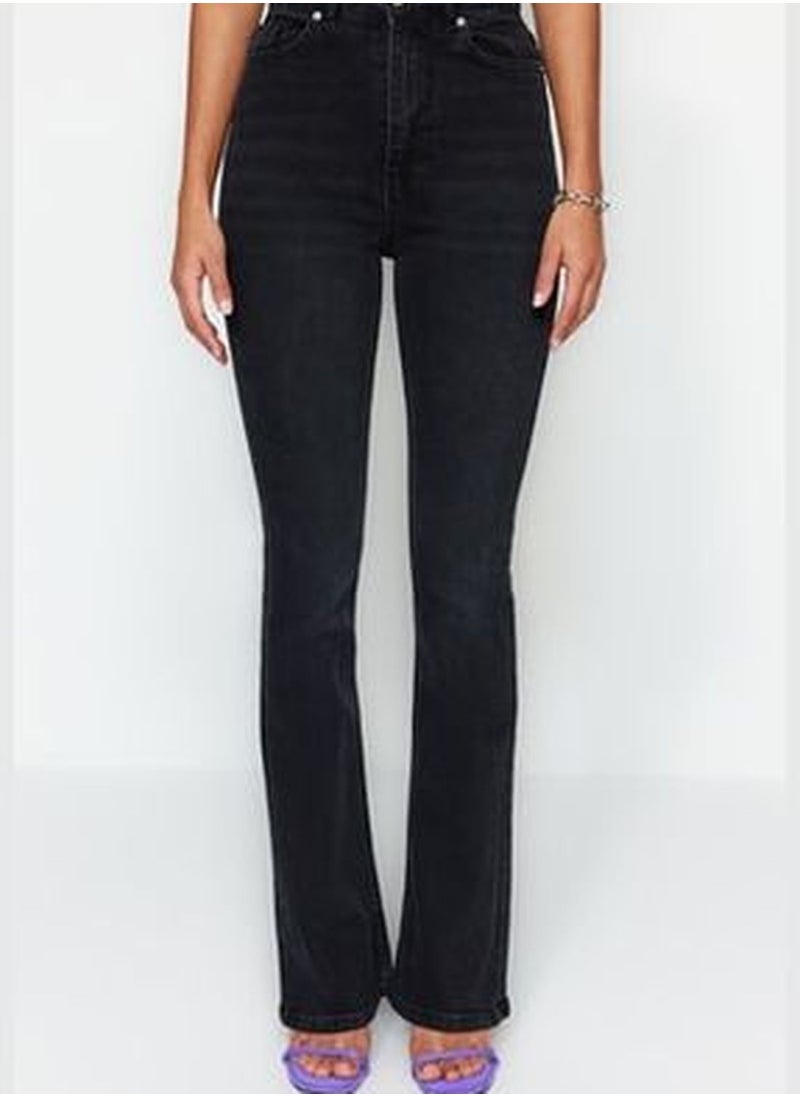 trendyol Black High Waist Flare Jeans TWOSS23JE00063  - Image 4