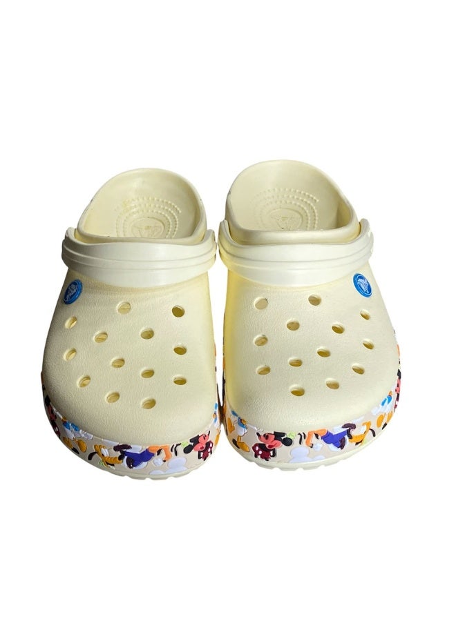 Crocs are comfortable - Image 2