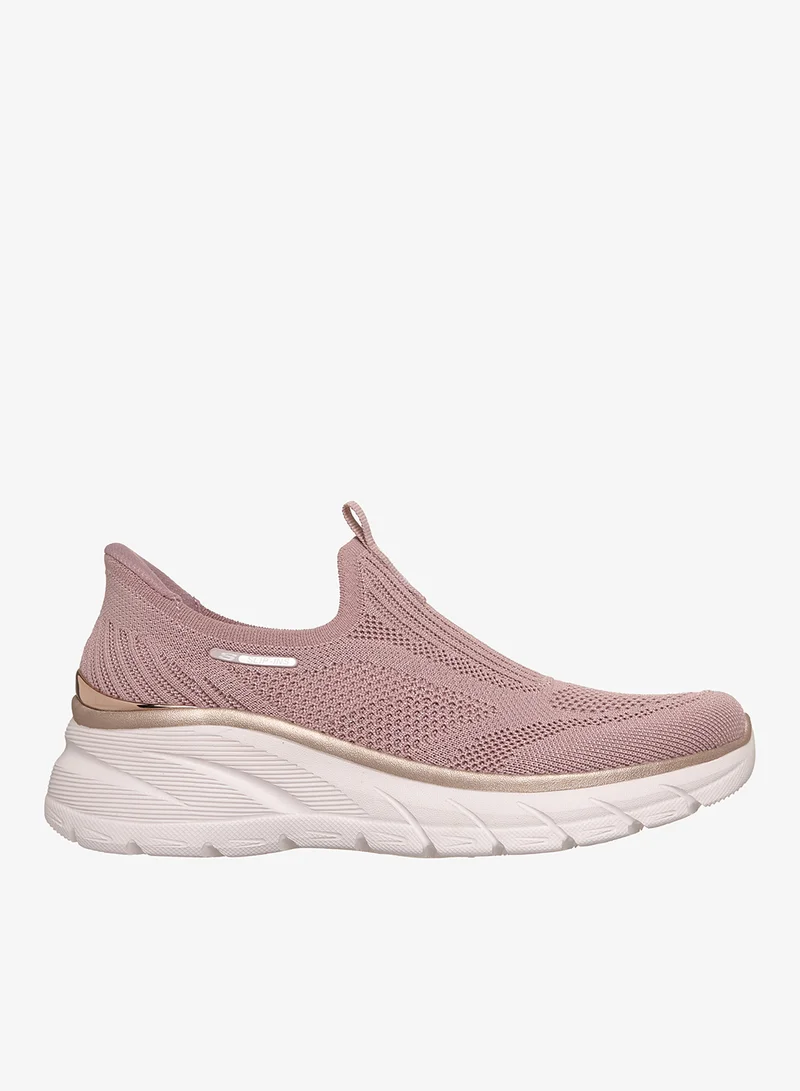SKECHERS Fashion Fit 2.0