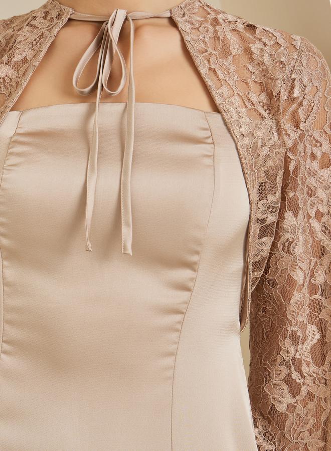 ستايلي فستان طويل بيج بأكمام دانتيل وحافة واسعة - Image 4