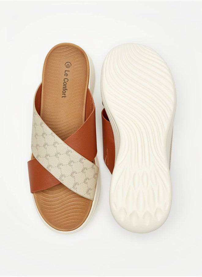 Le Confort - صندل نسائي مسطح سهل الارتداء بطبعة Monogram - Image 1