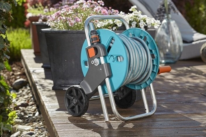 18510 Aquaroll M Hose Trolley Set