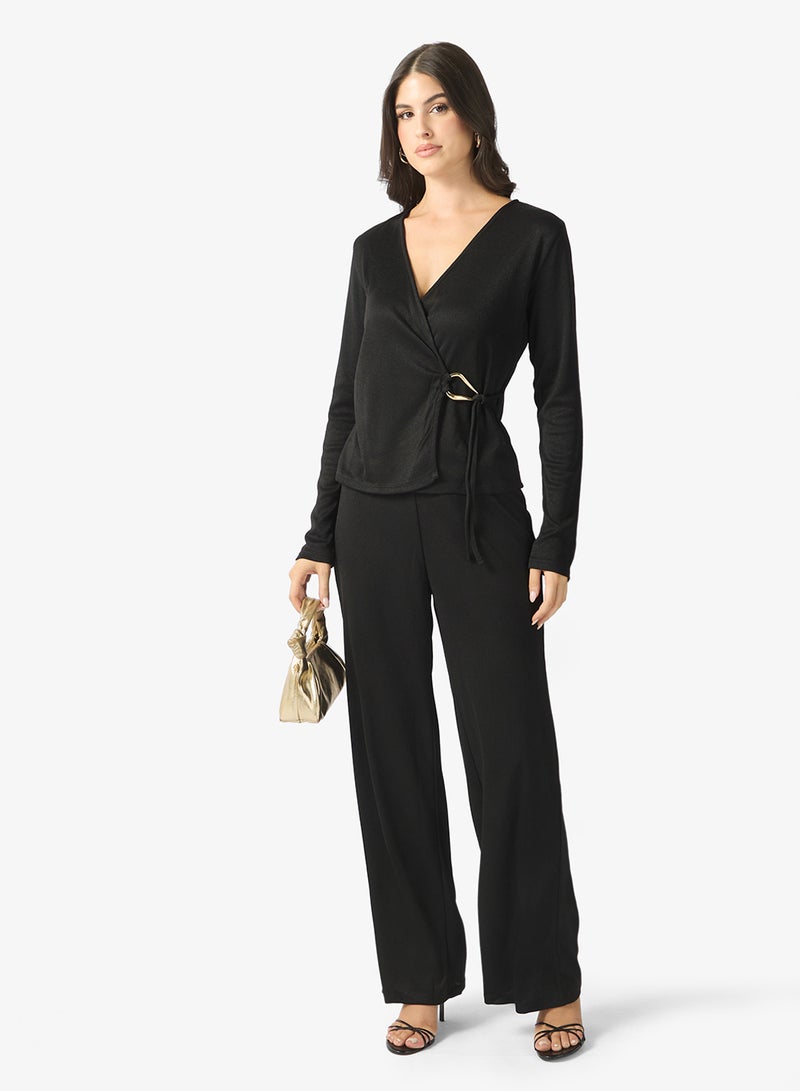 فيرو مودا بلوزة بياقة على شكل حرف  من فيملويزا - Image 4