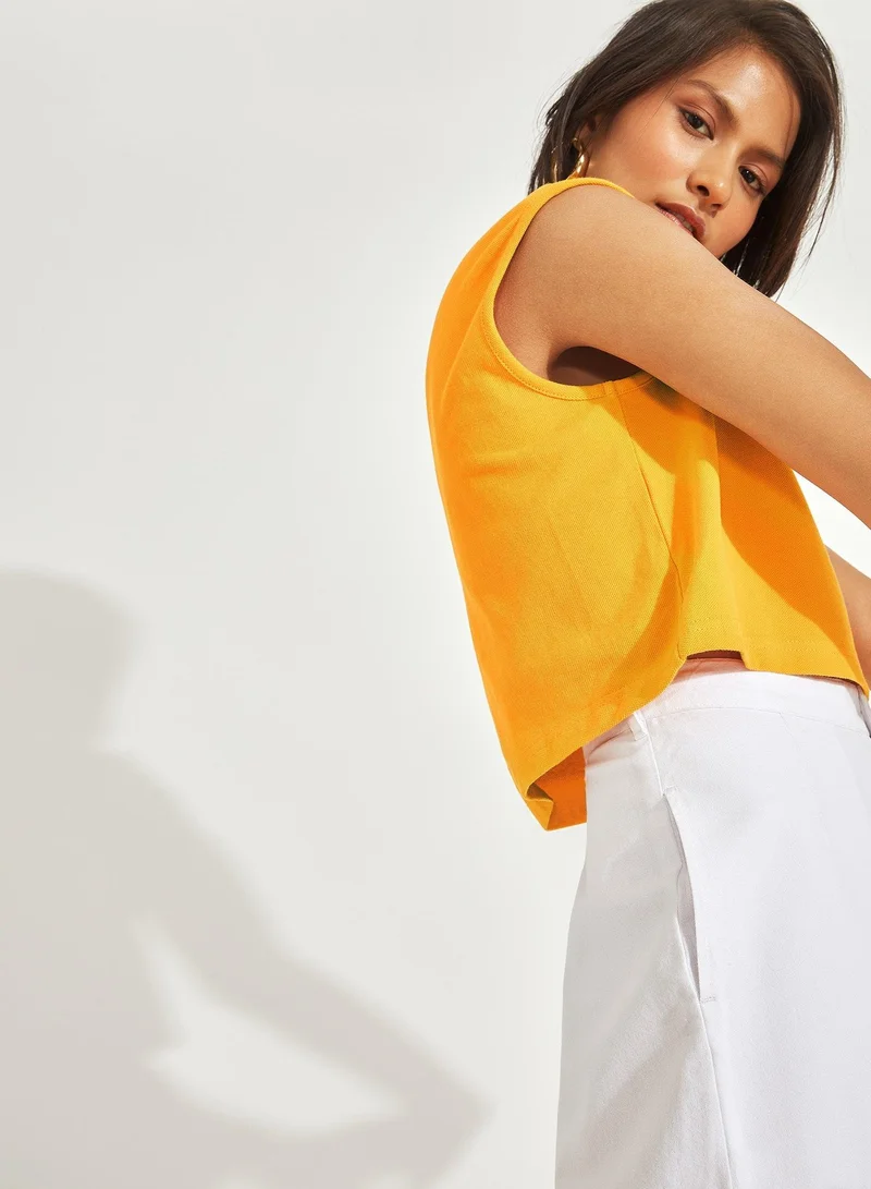 The Label Life The Label Life Women's Cropped Sleeveless Polo Shirt - Yellow