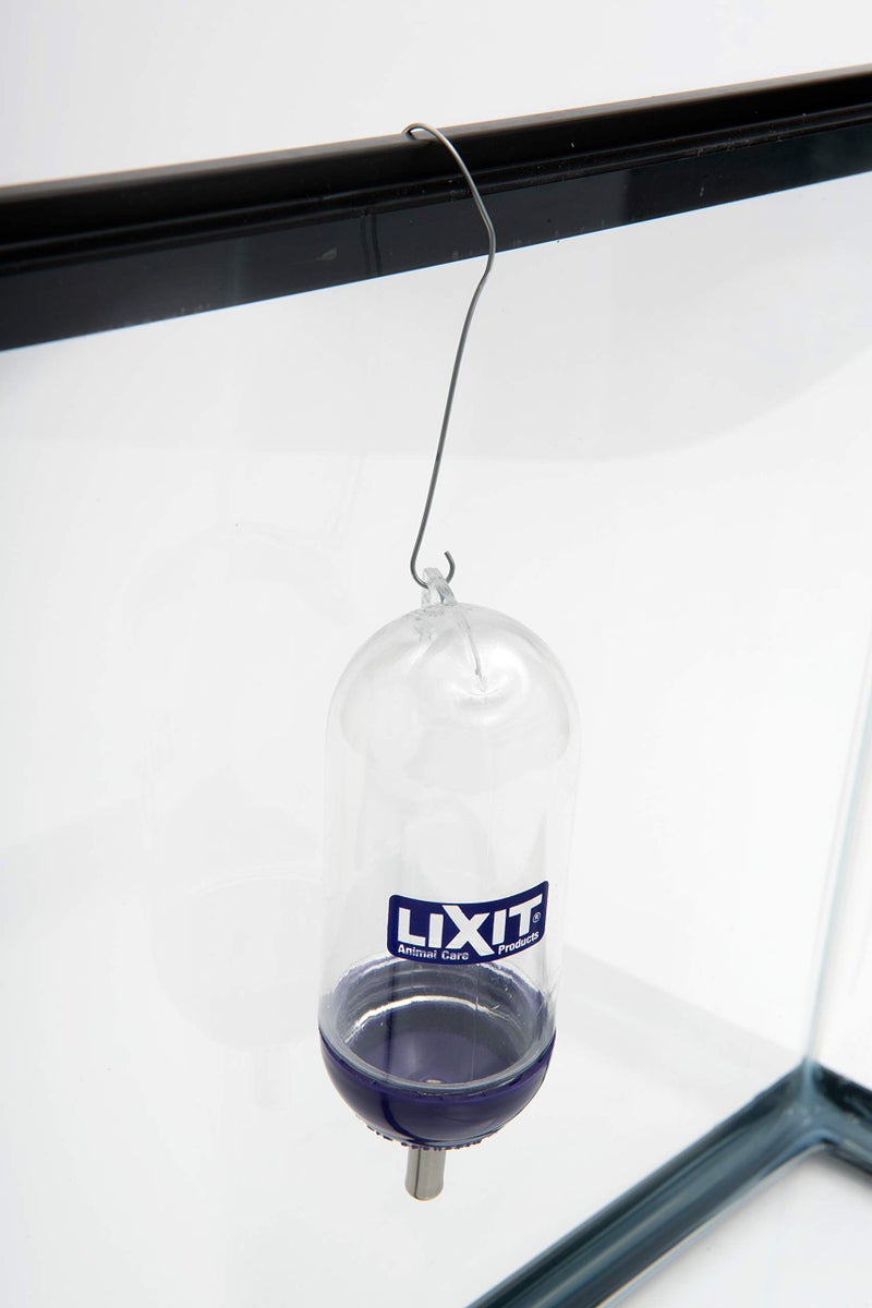 Lixit Aquarium Cage Climbing Resistant Water Bottles for Rats, Hamsters Gerbils, Mice and Other Small Animals (Clear, 5 Ounce) - Image 4
