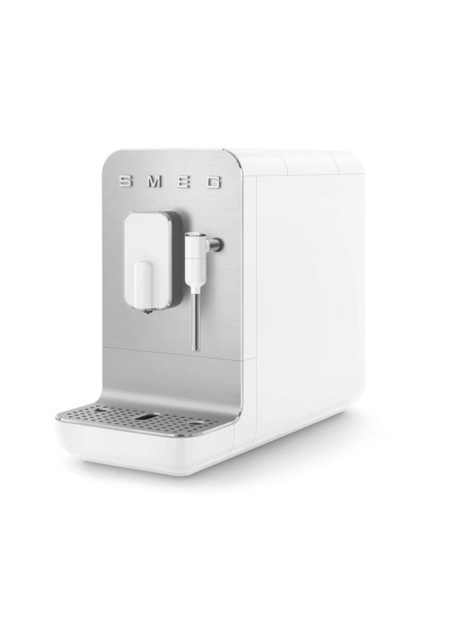 smeg 50’S Retro Style Bean To Cup Coffee Machine With Milk Frother, 8 Beverage Settings, Multiple Grind Functions, Adjustable Water Hardness, 1 Year Warranty 1.4 L 1350 W BCC12WHMUK matt white - Image 5