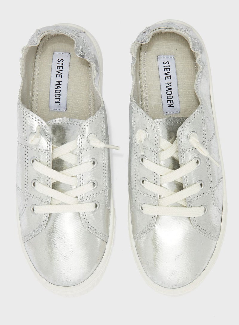 Marisa Low-Top Sneakers
