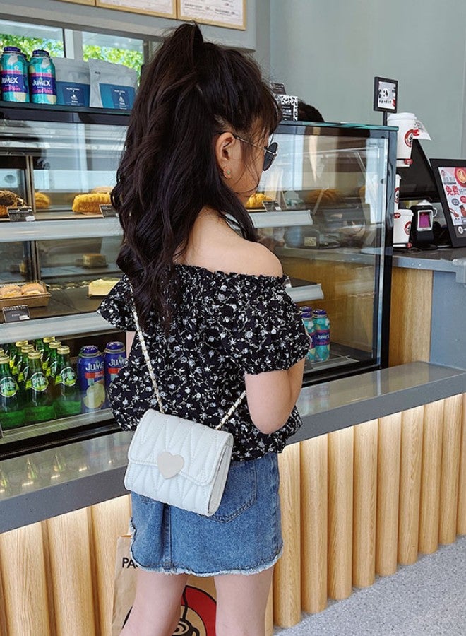 WAOKN Stylish Heart Shape Shoulder Bag for Girls, Square Crossbody Bag Messenger Bag for Kids, Key Coin Handbag for Teenagers, Chain Children Accessories Coin Purse Small Bag(White)  - Image 2