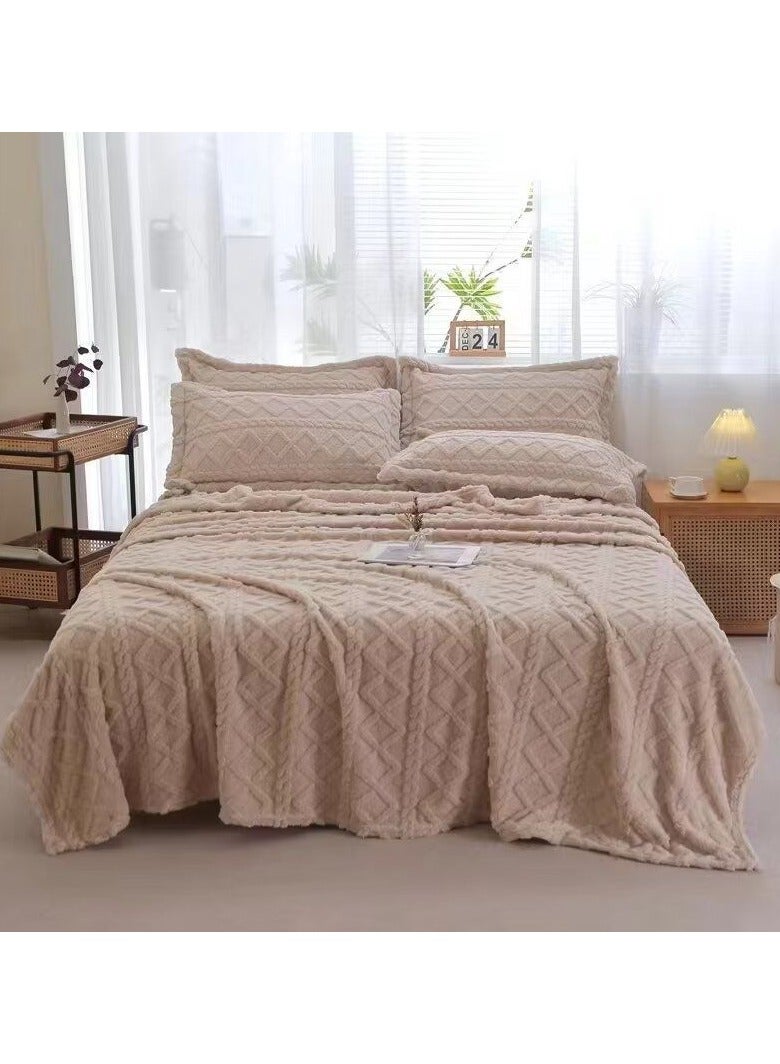 Comfy COMFY SOFT & FLUFFY 3PC BLANKET SET KINGSIZE- 1 BLANKET & 2 PC PILLOW COVER SET BEIGE 