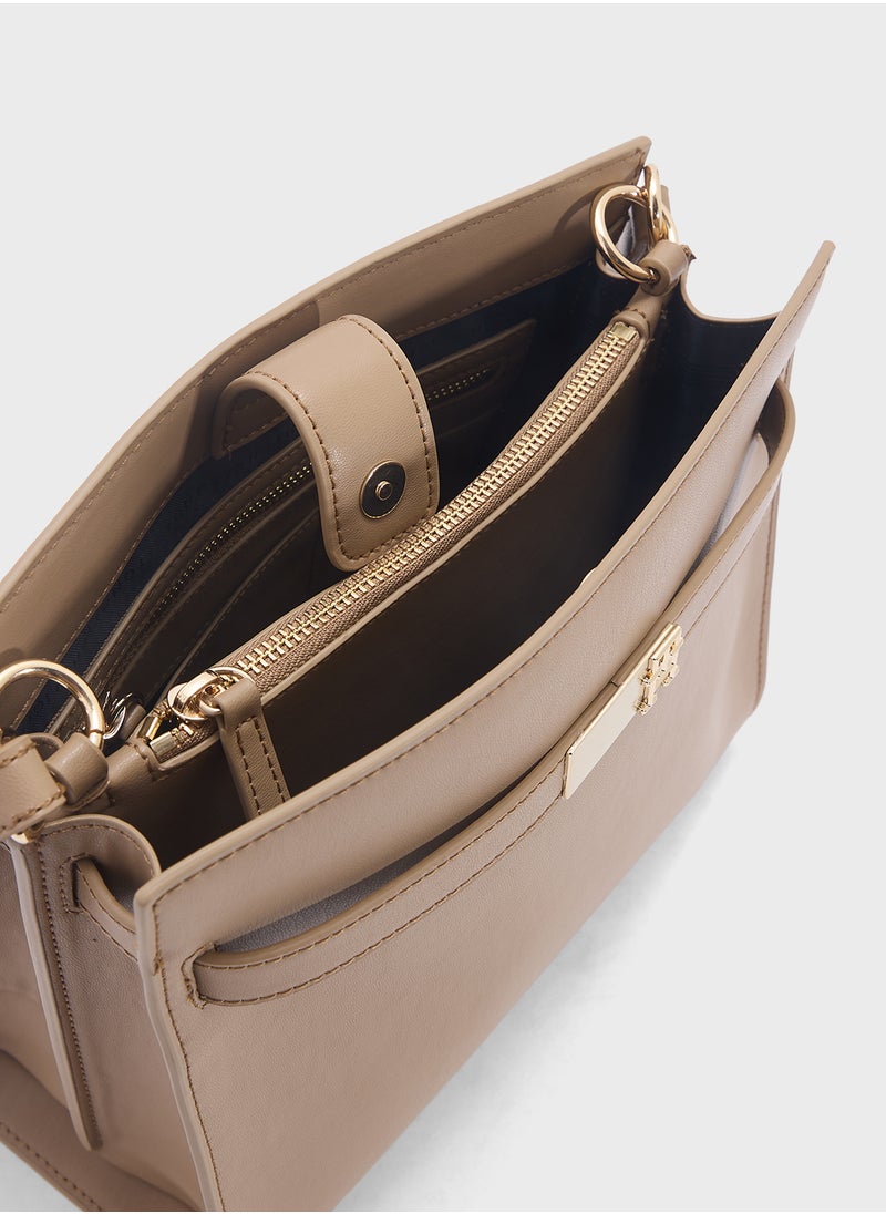 TOMMY HILFIGER HERITAGE SHOULDER BAG  - Image 5