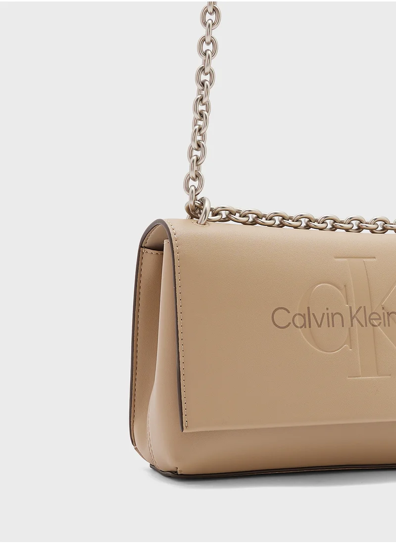 كالفن كلاين جينز Logo Sculpted Crossbody