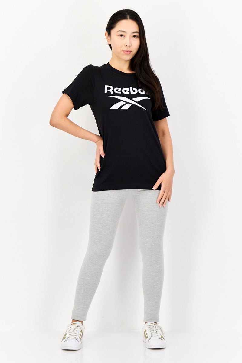 Reebok تي شيرتات تدريب قصيرة الأكمام للنساء، رياضية، سوداء - Image 4