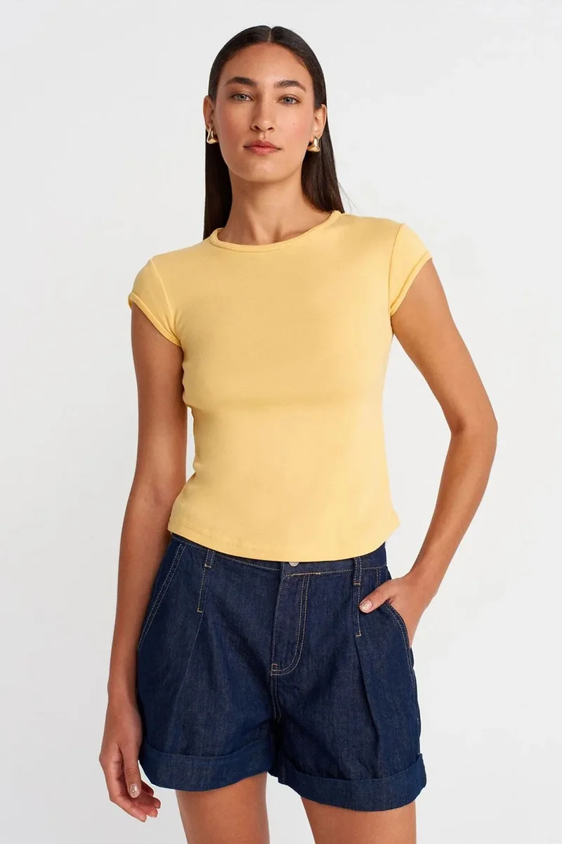 DILVIN Women's Slim Fit Cotton Crew Neck T-Shirt