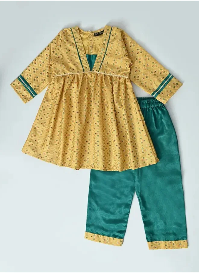 بيلا مودا Bella Moda Printed Long Sleeve Ethnic Top and Pants Set