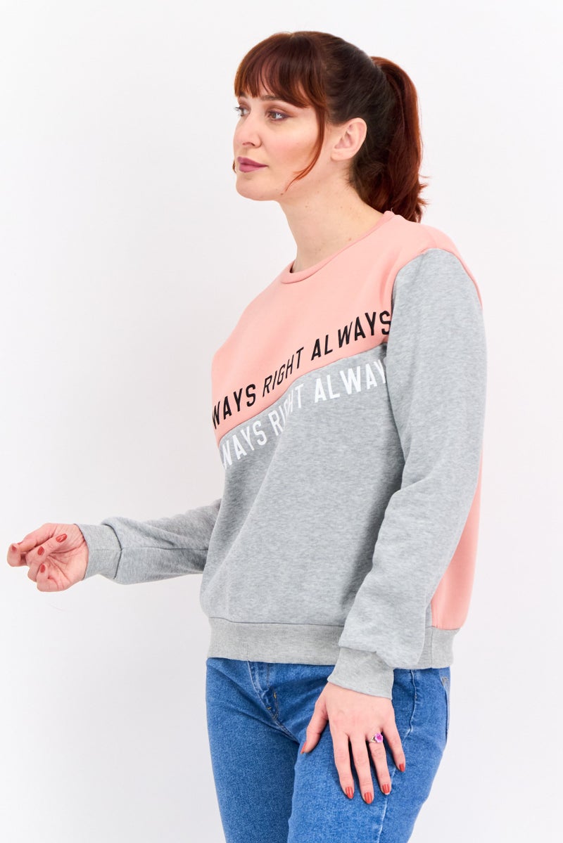 Buzz سويت شيرت نسائي بأكمام طويلة وياقة دائرية بطباعة جرافيك، خوخي - Image 3