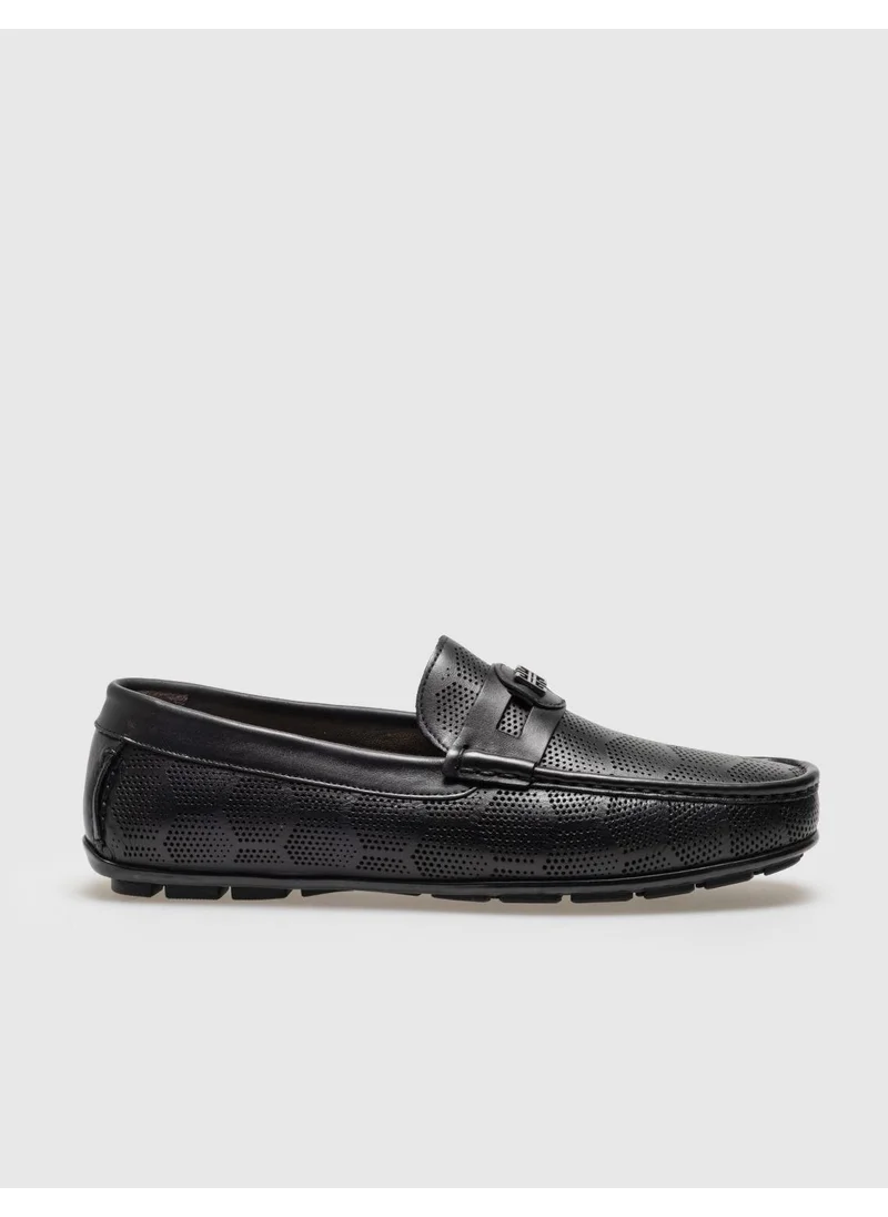 Cabani Leather Black Patterned Buckle Men's Laceless Loafer