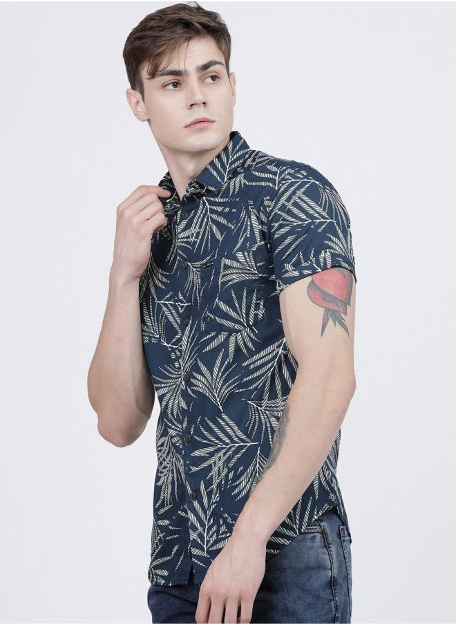 The Indian Garage Co Men Slim Fit Tropical Full Sleeves Cutaway Collar Casual Shirt  - Image 3