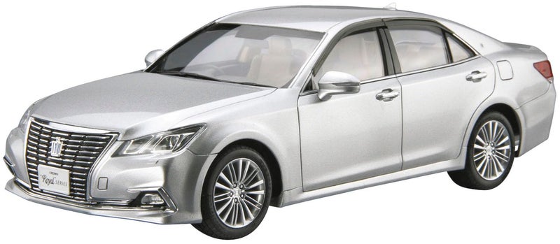 Aoshima Toyota GRS210 AWS210 Crown Royal Saloon 15 124 Scale Model Kit - Image 4