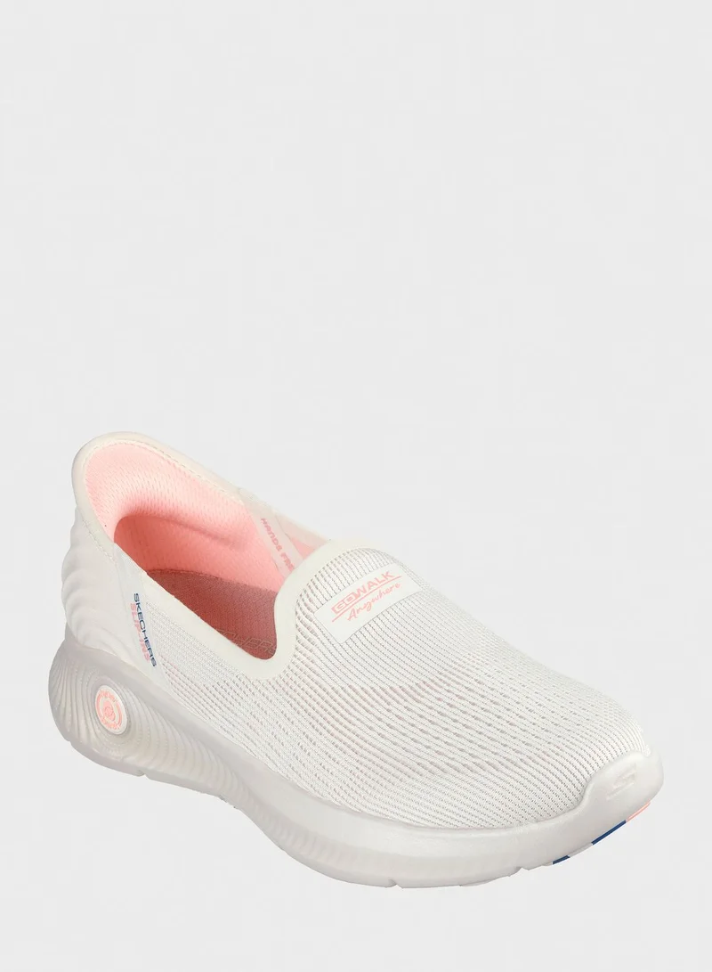 SKECHERS Go Walk Anywhere
