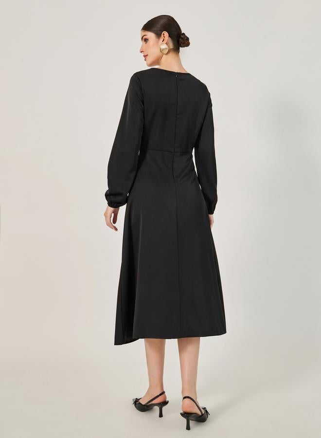 Styli Knot Front Midi Dress  - Image 5