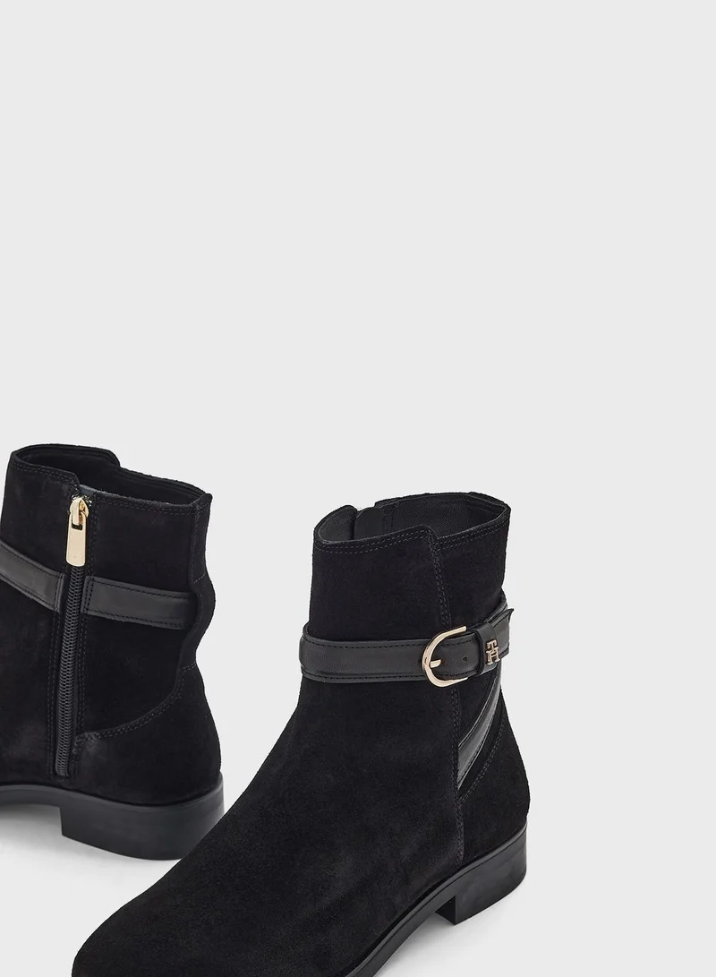 TOMMY HILFIGER Essential Buckle Suede Boots