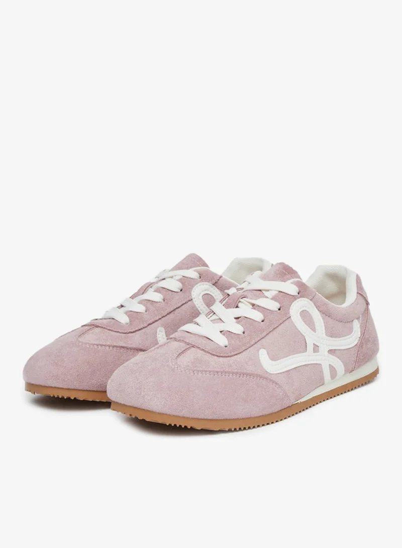 ستايلي اكتيف سنيكرز ستايلي ألماني برباط