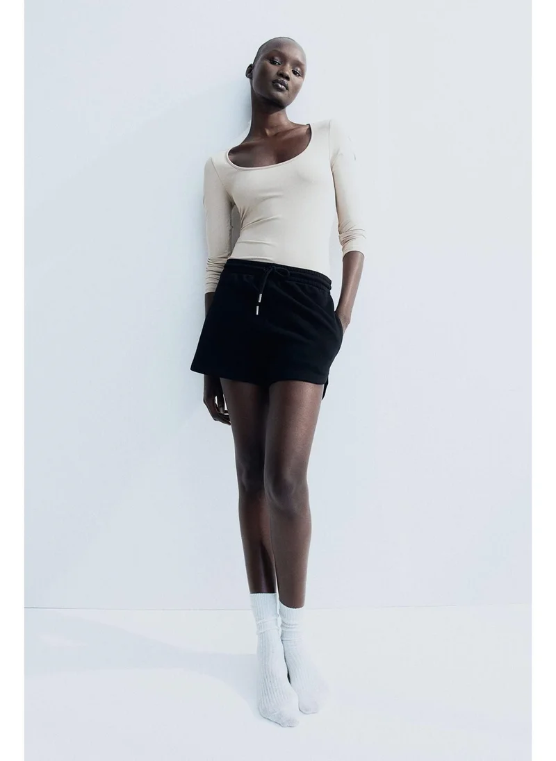 H&M Sweatshirt shorts