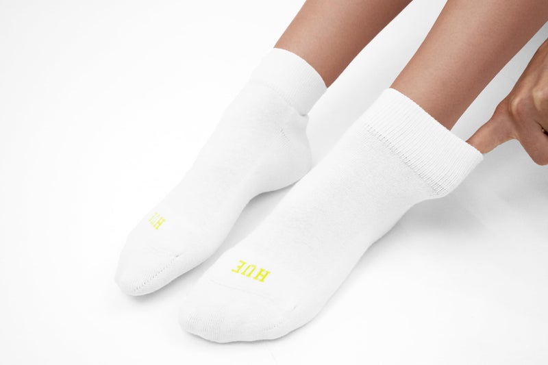 HUE womens Quarter Top With Cushion, 6-pack athletic socks, White, One Size US - Image 2