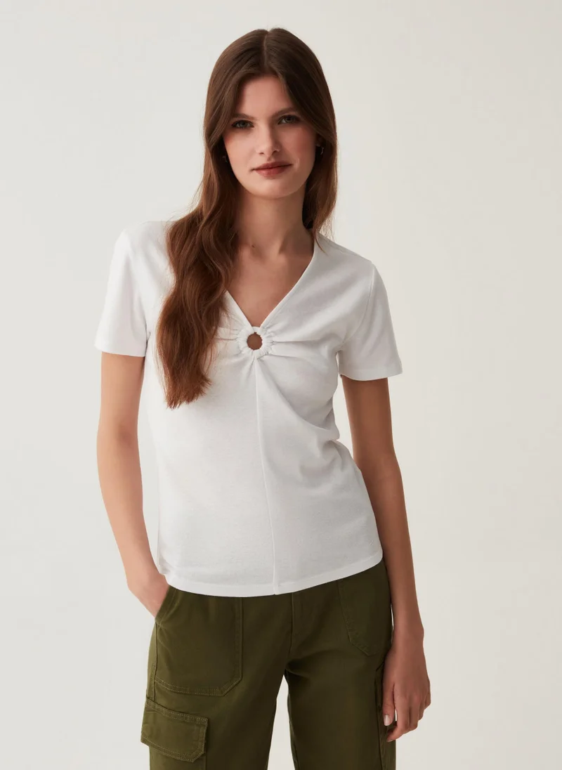 او في اس Ovs T-Shirt With V-Neck And Ring