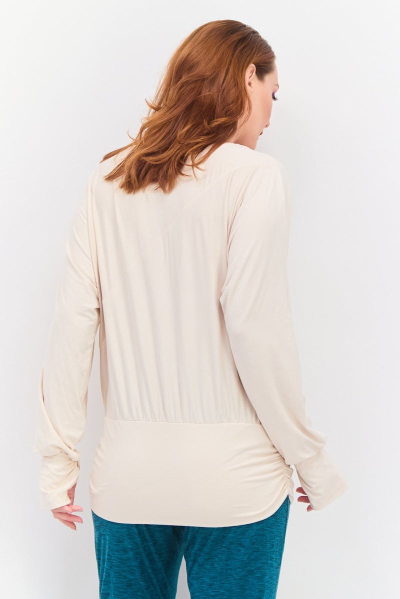 Tahari بلوزة رياضية نسائية بأكمام طويلة بسيطة، بيضاء فاتحة - Image 3