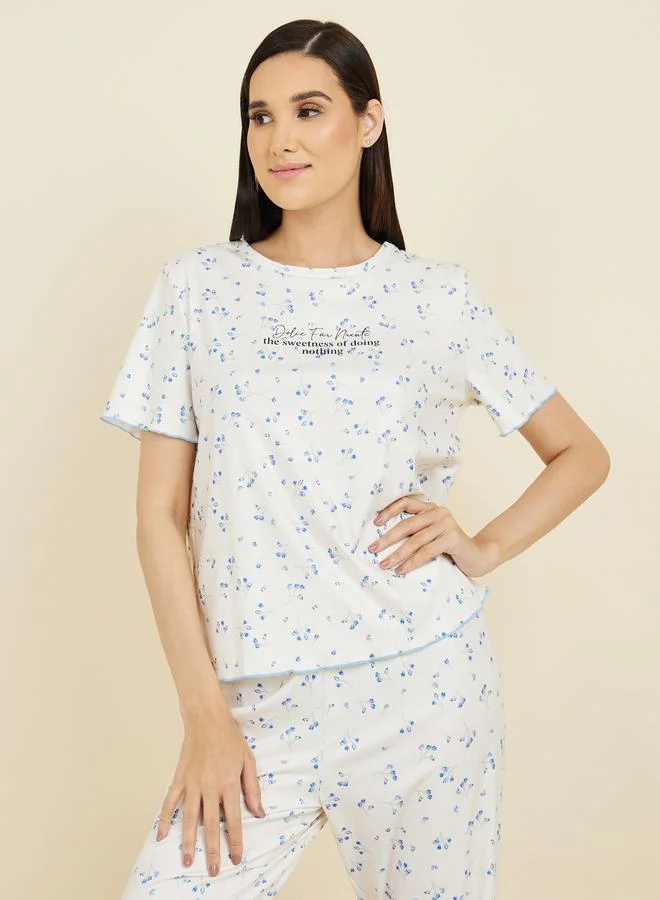ستايلي Floral AOP Ribbed Lettuce Hem T-shirt and Pyjama Set