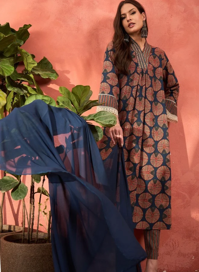 ساسافراس Geometric Printed Cotton Kurta Trousers & Dupatta for Women