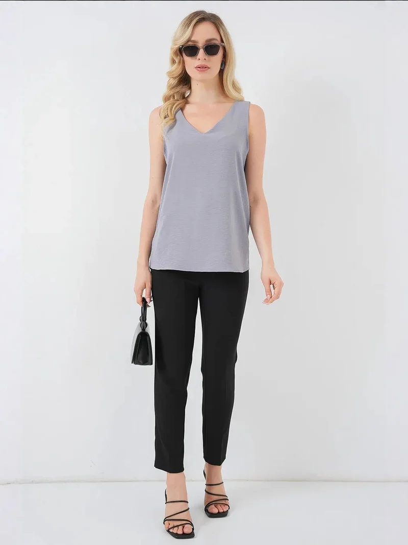 بيغ دارت بلوزة بدون أكمام بياقة على شكل حرف  بنسيج بارت