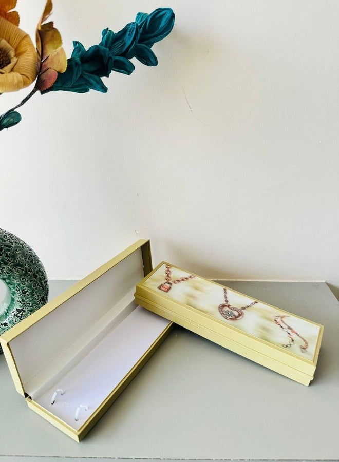 دي أس أس مجموعة مجوهرات DSS ثلاثية الأبعاد من الساتان والمخمل (ذهبي، 8 × 2 بوصة) - عبوة من قطعتين - Image 5