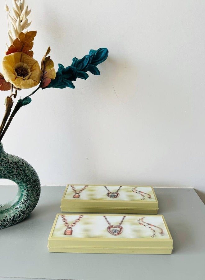 دي أس أس مجموعة مجوهرات DSS ثلاثية الأبعاد من الساتان والمخمل (ذهبي، 8 × 2 بوصة) - عبوة من قطعتين - Image 1