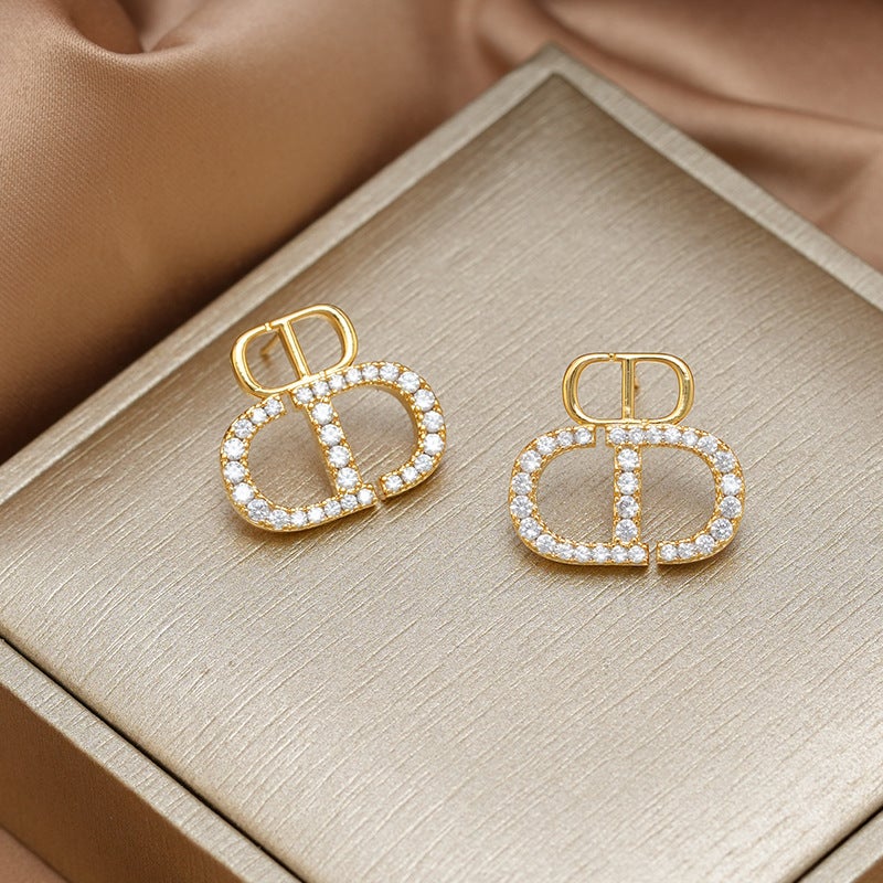Chic Zircon CD Stud Earrings for Women Geometric Zircon Stud Earrings 