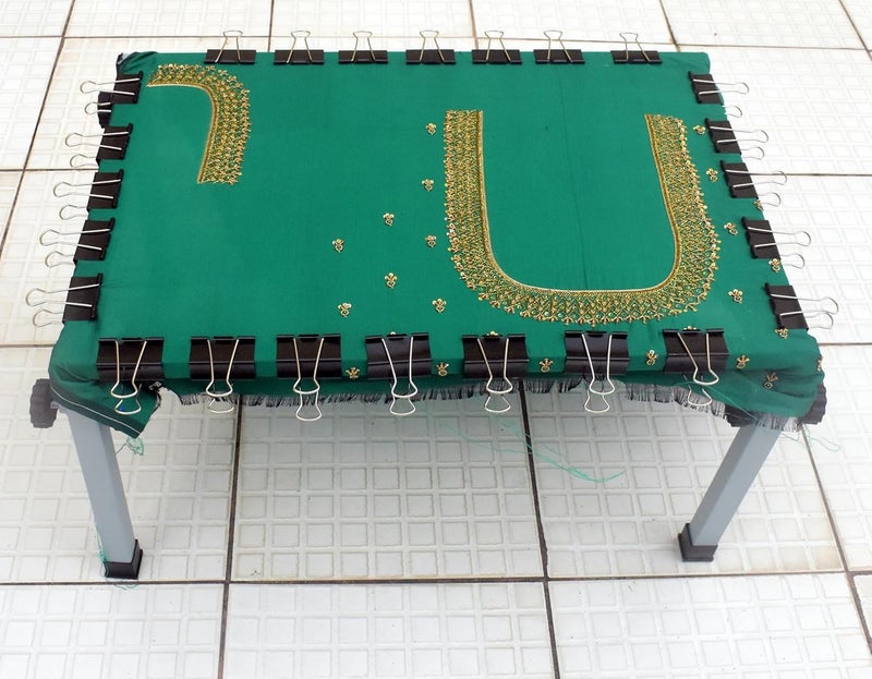 Ragro Box Square Type Aari Stand 24 X 16-Inches Size Aari Embroidery Stand/with 3Aari Needle/ Gold Zari Thread and 12 Clip /Alternative for Hoops/Aari Work Materials - Image 4