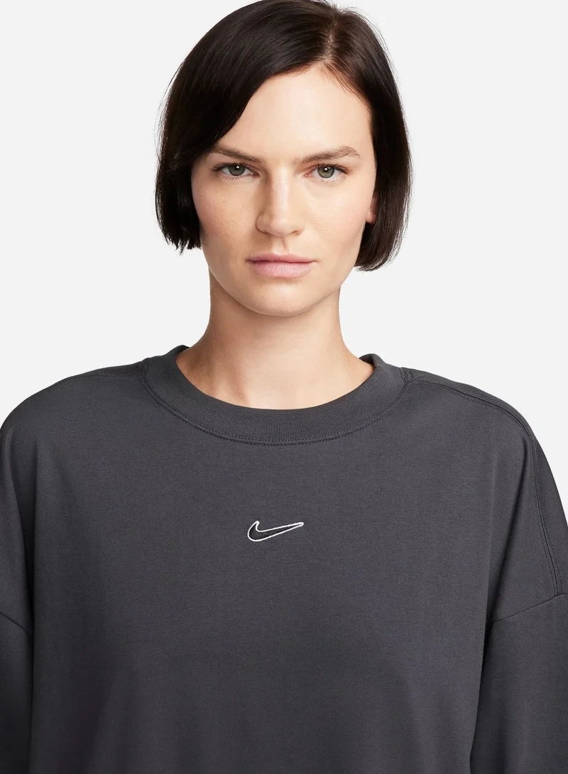 Nike Essential Printed T-Shirt