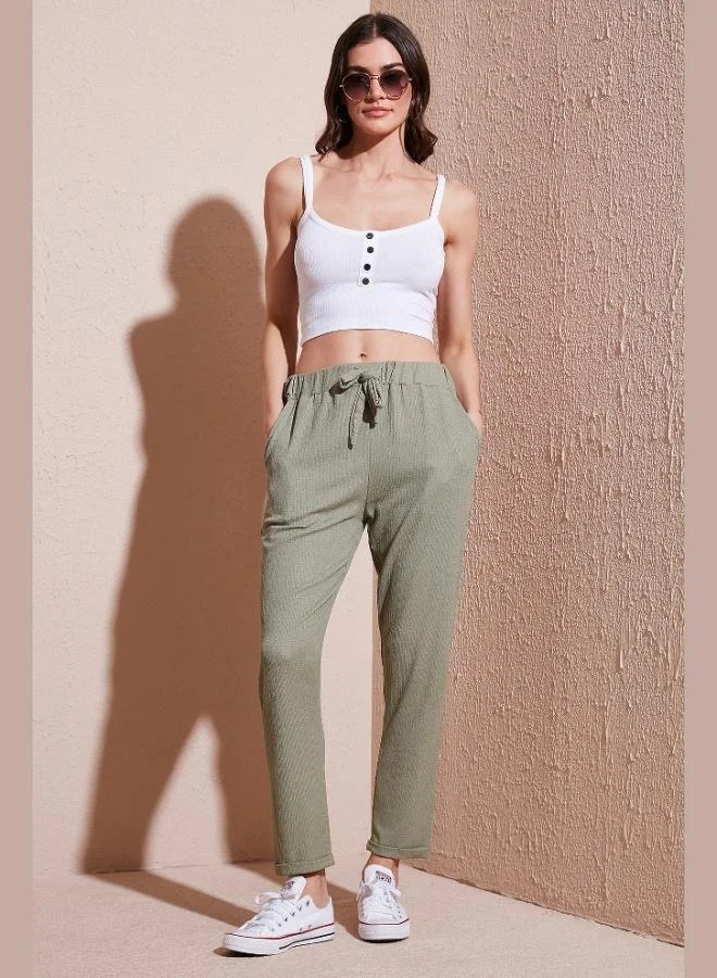 Lela Lela Waist-Tied Pocketed Short-Leg Slim-Fit Trousers Women's TROUSERS 5869017