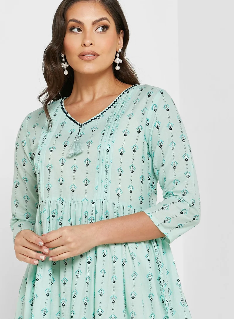 ARABIAN CLOSET V-Neck Embroidered Jalabiya